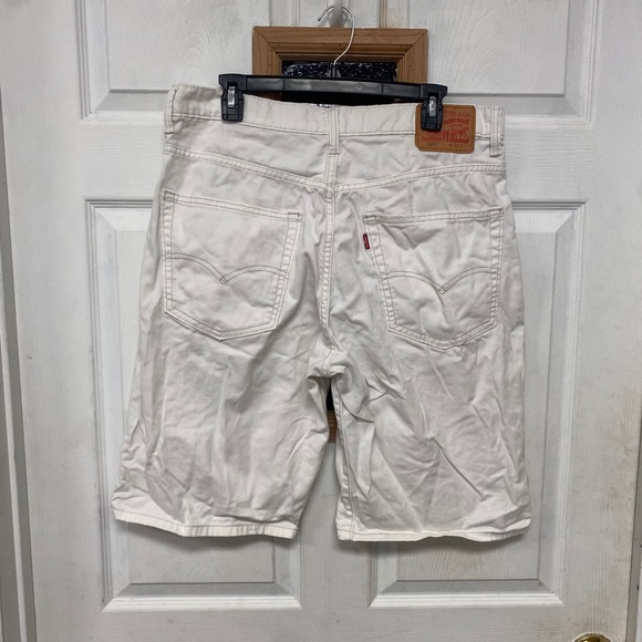 Levi's 569 White Denim Shorts Mens Size 34 Relaxed Fit Casual - Picture 1 of 10